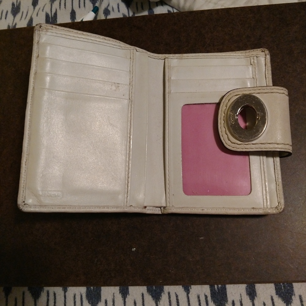 Coach Signature Satchel - Picture 7 of 8